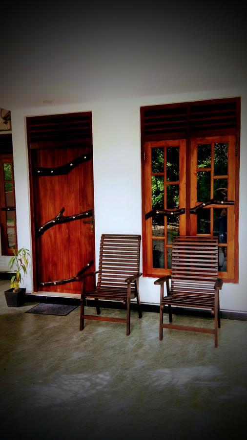 Induwara Safari Resort Udawalawe Εξωτερικό φωτογραφία